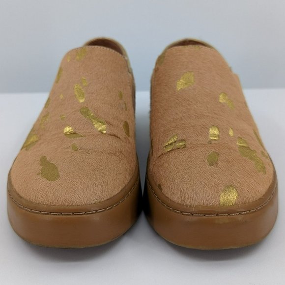 Free People Varsity Sneakers 8 Metallic Gold Calf Hair Leather Slip Ons Comfort - Picture 4 of 13